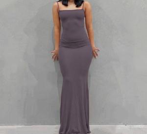 Abito da donna estivo all'ingrosso in tinta unita senza maniche senza schienale Maxi abito aderente elegante da donna - Product Image 6