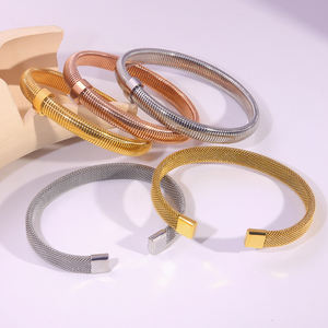 Bracelets en acier inoxydable tissés géométriques décontractés/sportifs flexibles empilables pour femmes Cadeau - Product Image 1