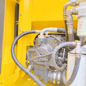 Excavadora de cadenas Komatsu PC110 usada, eficiente y de bajo consumo, de 11 toneladas, con cucharón de 0.48m y 66kw de potencia, para la colocación de tuberías, importada de Japón. - Product Image 5