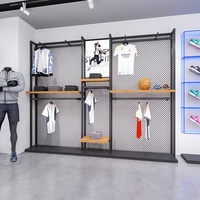 Usine personnalisé métal et bois présentoir est pour les vêtements de sport balles chaussures sacs vêtements vêtement Boutique affichage
