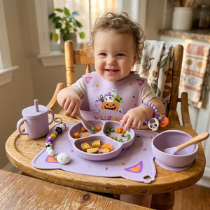 Ensemble d'alimentation pour bébé <span class=keywords><strong>en</strong></span> <span class=keywords><strong>silicone</strong></span> Halloween, bavoir imperméable, set de table anti-graisse, assiette <span class=keywords><strong>à</strong></span> ventouse, vaisselle pour enfants personnalisable - Product Image 2