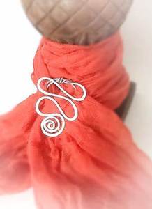 Silk Scarf Ring Clip for Women Fashion Metal Craft Round Circle Knot Buckle for T-Shirt <strong>Custom</strong> Scarf Clip - Product Image 2