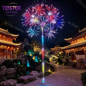 Lumières d'arbres de Noël en forme de feux d'artifice pour un éclat festif dans les centres commerciaux, les places publiques, les hôtels et les grandes décorations saisonnières. - Product Image 6