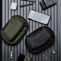 Sac à bandoulière pour homme en polyester imperméable avec fermeture éclair tendance pour téléphone, équipement de voyage, étui pour appareil photo, pochette technique