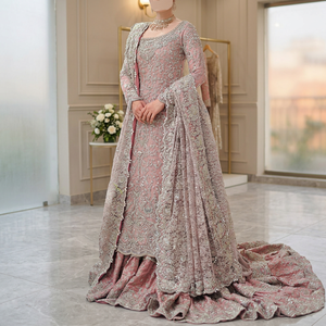Robe de mariée moderne en organza brodé rose, coupe trapèze, manches classiques, col rond, fleurs, pour la mère de la mariée - Product Image 2