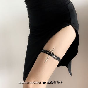 Anillos de pierna personalizados de estilo europeo y americano con tachuelas únicas, diseño punk minimalista, tobilleras creativas. - Product Image 4