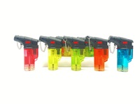 Briquet torche à gaz jetable en plastique Dongyi 2025 pour cigarettes, coupe-vent et écologique, avec logo personnalisé pour cadeaux promotionnels