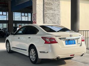 Nissan Teana 2.0L XL Comfort Sedan 2016, Autos Usados en Venta, Vehículo Japonés Confiable de Gasolina a Bajo Precio - Product Image 3