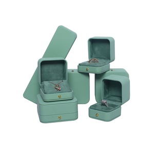 Wholesale Custom High Quality Luxury Hot Selling Metal Buckle Suede Necklace Ring Jewelry <b>Box</b> Suede Jewelry <b>Box</b> Simple Beige - Product Image 3
