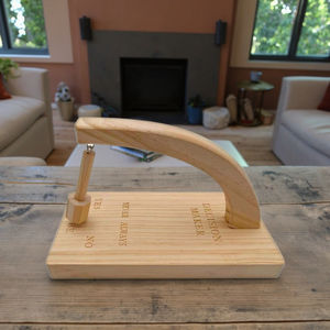 Tomador de decisiones de madera hecho a mano, tomador de decisiones de madera, péndulo, juguete de escritorio, divertido tallado oscilante para regalo, decoración del hogar para los indecisos - Product Image 2