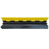 Protection de câbles en caoutchouc de haute qualité à 2 canaux pour scène, avec couvercle en PVC jaune, test TUV, fabricant de rampes de câbles
