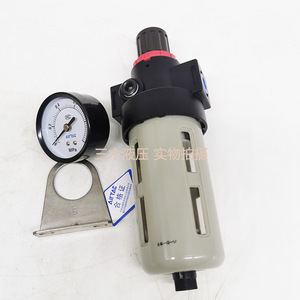 Processeur d'air Aitac Air Source 16-G-U avec manomètre et filtre pour système pneumatique - Product Image 1