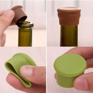 Cork Sparkling Leak-Proof Personalized Customized Wedding Favors Zinc Alloy Shooting Silicone Wine <b>Bottle</b> Beer Cap <b>Stopper</b> - Product Image 2