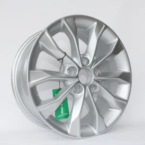 Nouveau moyeu de roue TS de haute qualité 35 mm pour <span class=keywords><strong>Golf</strong></span> 6/<span class=keywords><strong>7</strong></span> et Touran de <span class=keywords><strong>16</strong></span> <span class=keywords><strong>pouces</strong></span> avec finition chromée et design multi-rayons - Product Image 2