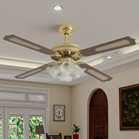 Ventilateur de plafond de style traditionnel à 4 pales avec lampe, télécommande, refroidissement par air, moteur AC