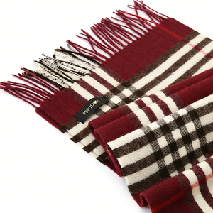 Sciarpa Classica TAIFU in Lana d'Agnello Intrecciata, Calda e Adatta per l'Autunno, con Frange, Ideale per Passeggiate nella Natura - Product Image 1