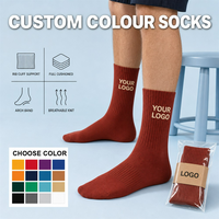 Chaussettes de sport Logo Crew en coton, chaussettes de luxe pour hommes, chaussettes de marque imprimées, emballage personnalisé, chaussettes athlétiques sur mesure