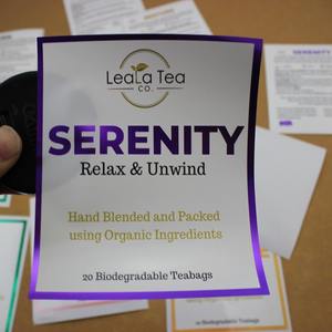 Rollo de impresión personalizado para lavar la cara y el mango con etiqueta de cuidado o cuidado de la <span class=keywords><strong>piel</strong></span> Material adhesivo privado Impresión de etiquetas de botellas - Product Image 4