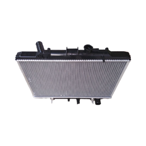 Conjunto de radiadores de coche 21460-VW000 <span class=keywords><strong>Caravan</strong></span> Urvan E25 dirigido a un rendimiento de refrigeración óptimo - Product Image 3