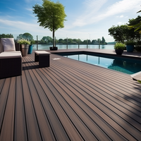 Planche de terrasse résistante aux intempéries Planche de terrasse en bois plastique longue durée Planche de terrasse composite Revêtement de sol extérieur Piso