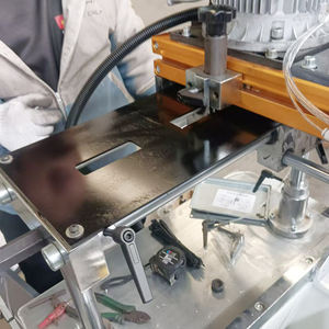 Machine <span class=keywords><strong>de</strong></span> fraisage à grande vitesse pour fenêtres et portes en aluminium avec roulement et moteur 1,1 kW 380 V compatible <span class=keywords><strong>PVC</strong></span>/acier inoxydable - Product Image 4