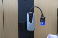 Cargador para Vehículos Eléctricos Putainen de 7.7kW 32A Tipo 1 Portátil 200-240V con Pantalla y Control WiFi para Carga en el Hogar