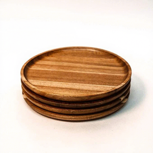 Assiette ronde en bois faite à la main pour servir des aliments, des fruits, des collations, des desserts et des repas quotidiens, avec un design rustique naturel - Product Image 4