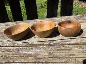 Bol en bois fait à la main, décoratif, de qualité supérieure, naturel et durable, parfait pour servir des fruits, des salades, des collations - Product Image 6