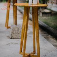 Table haute en bois naturel avec coussin pour événements extérieurs, jardin, mariage, cocktail, style bohème rustique, location de mobilier