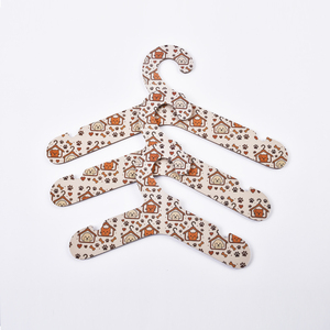 FSC定制可生物降解印刷再生牛皮纸纸板藤条植物布衣架 - Product Image 1