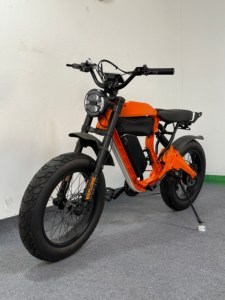 Vélo électrique hybride avec cadre en alliage de magnésium, moteur sans balais 750W 48V, batterie 20AH, porte-bagages et pneus larges pour adulte - Product Image 4