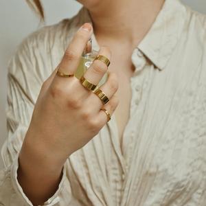 Anello Sottile in Acciaio Inossidabile da <span class=keywords><strong>2</strong></span> 4 6 8 MM, Anello Largo Dorato Semplice per Uomo e Donna, Fascia Sottile Impilabile, Anello per Coppie - Product Image 6