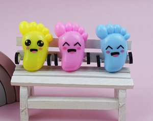 Cartone animato stampato piccolo piede tirare indietro auto di plastica tirare indietro il veicolo per i bambini a sorpresa uovo giocattoli - Product Image 5