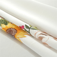 Nappe rectangulaire blanche en polyester soluble dans l'eau, brodée, motif floral ajouré, pour la décoration de fêtes