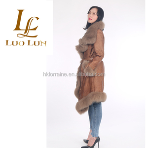 Cappotto Lungo Invernale da <span class=keywords><strong>Donna</strong></span> <span class=keywords><strong>in</strong></span> <span class=keywords><strong>Pelle</strong></span> di Pecora Toscana con Finitura <span class=keywords><strong>in</strong></span> Morbida <span class=keywords><strong>Pelle</strong></span> Scamosciata e Collo <span class=keywords><strong>in</strong></span> Pelliccia Calda - Product Image 4