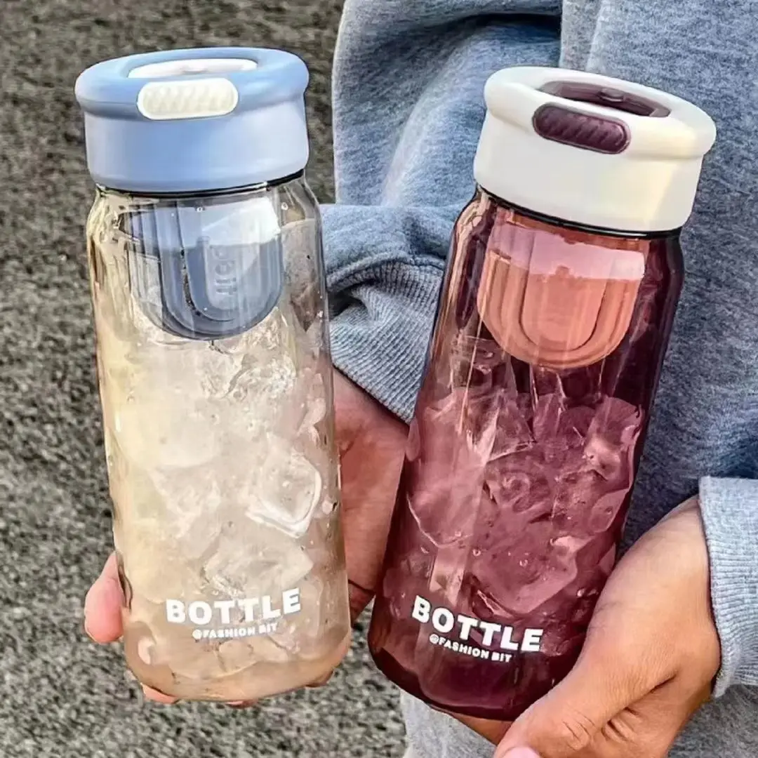 Taza de agua separada Taza de mano de alto valor de color con partición de té Botella de agua práctica