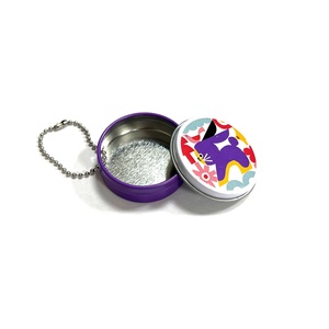 Boîte d'emballage métallique 40x14mm, boîte à bonbons, design personnalisé, mini boîte de rangement en métal, boîte métallique avec chaîne - Product Image 4