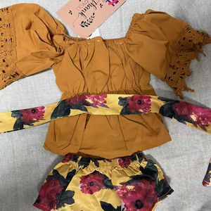 Set Estivo per Bambini di 2 Anni, Pigiama in Cotone Stampato alla Moda con Maglietta a Maniche Corte e Pantaloncini - Product Image 1