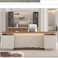 Table et chaise de bureau exécutif modernes et durables en bois avec rangement mural pour usage domestique/commercial