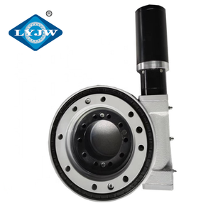 <span class=keywords><strong>3</strong></span> Inci Slew <span class=keywords><strong>Drive</strong></span> Panel Surya Sistem Pelacakan Worm <span class=keywords><strong>Drive</strong></span> dengan Motor SE3 Worm Gear <span class=keywords><strong>Slewing</strong></span> <span class=keywords><strong>Drive</strong></span> - Product Image 4