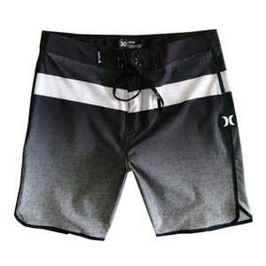 Pantaloncini da spiaggia estivi da uomo con vita elastica <span class=keywords><strong>e</strong></span> vita a metà vita per il surf <span class=keywords><strong>e</strong></span> la moda Casual - Product Image 1