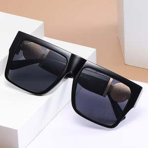 Lunettes de soleil carrées surdimensionnées unisexes, monture noire en PC, protection UV400, pour le soleil, les voyages, la scène, la mode, le style urbain - Product Image 1