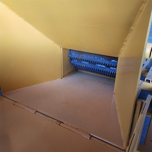 Trituradora de madera hidráulica con orugas de 55HP, motor diésel de 12HP, máquina increíble para industrias minoristas forestales, 1 año de garantía - Product Image 6