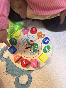 Jouets éducatifs en bois pour bébés et jeunes enfants : Piano à 8 notes, Tour arc-en-ciel, Quatre colonnes - Product Image 6