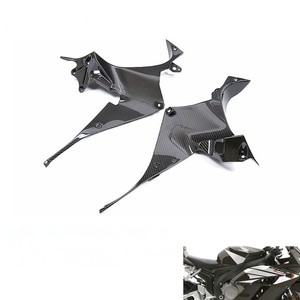 Panneaux latéraux intérieurs en fibre de carbone sèche 3K, pièces de modification pour moto, adaptés à Honda CBR1000RR-R 2021 et plus, surface mate et brillante - Product Image 1