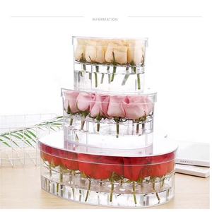 Caja de acrílico de lujo con letras del alfabeto, caja de flores acrílicas - Product Image 1