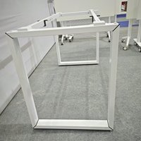 Ensemble de bureaux modulaires modernes pour plans ouverts, idéal pour la maison, l'hôtel, l'hôpital, l'atelier, les bureaux, l'école, avec banc partagé et rangement intégré