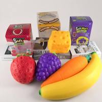 Jouets anti-stress géants en forme de banane, fraise, carotte, fromage, raisin, parfumés, vente en gros, directement de l'usine, OEM