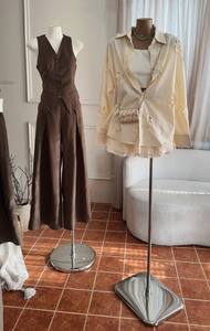 Ensemble chemise à manches courtes et gilet en tissu mélangé polyester, col en V, marron + pantalon droit, style formel, échantillon disponible - Product Image 3