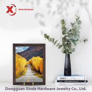 Support de cadre photo <span class=keywords><strong>en</strong></span> <span class=keywords><strong>fer</strong></span> <span class=keywords><strong>forgé</strong></span> <span class=keywords><strong>en</strong></span> forme de N Ornement métallique unique décoratif élégant pour supports de stockage de téléphone portable Racks Rack - Product Image 4